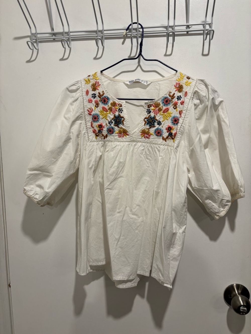 Zara White Embroidered Floral Peasant Tunic